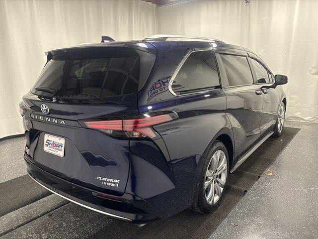 2021 Toyota Sienna Platinum