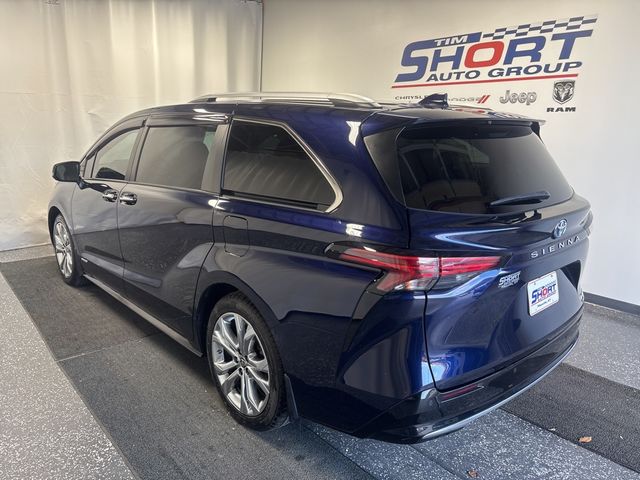 2021 Toyota Sienna Platinum