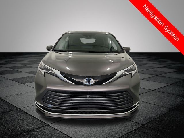 2021 Toyota Sienna Platinum