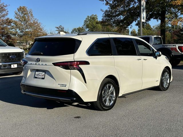 2021 Toyota Sienna Platinum