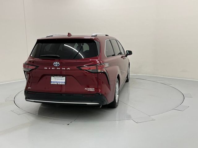 2021 Toyota Sienna Platinum