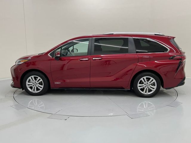 2021 Toyota Sienna Platinum