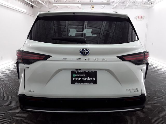 2021 Toyota Sienna 