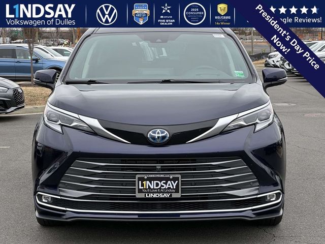 2021 Toyota Sienna Platinum