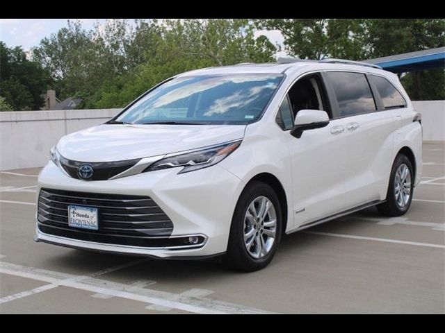 2021 Toyota Sienna Platinum