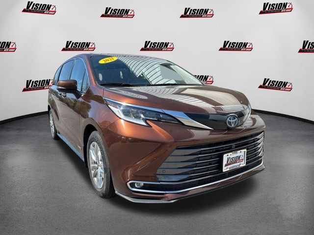 2021 Toyota Sienna Limited