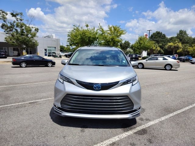 2021 Toyota Sienna Limited