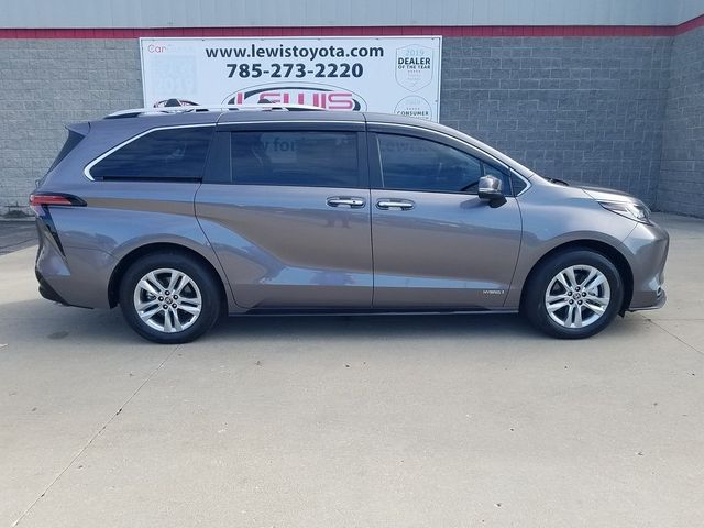 2021 Toyota Sienna Limited