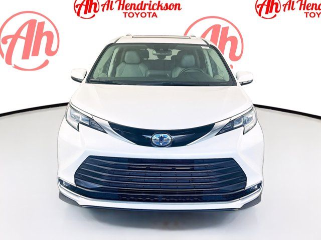 2021 Toyota Sienna Limited