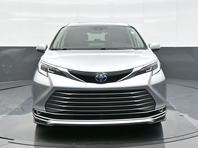 2021 Toyota Sienna Platinum