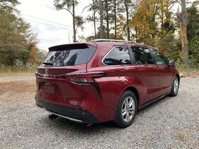 2021 Toyota Sienna Limited