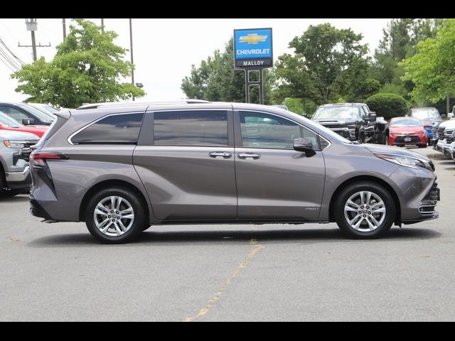 2021 Toyota Sienna Limited