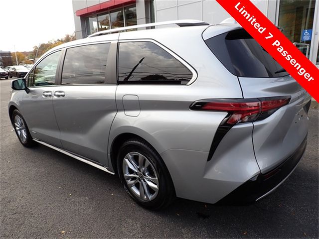 2021 Toyota Sienna Limited