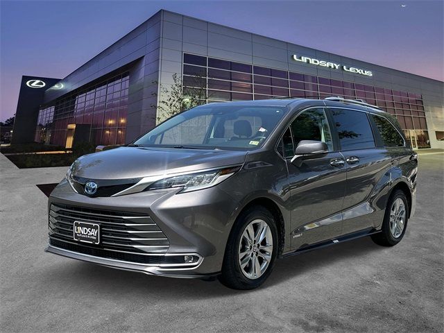 2021 Toyota Sienna Limited