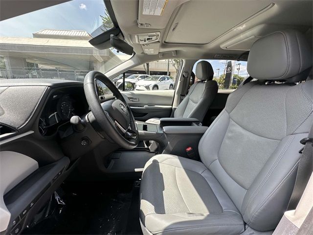 2021 Toyota Sienna Limited