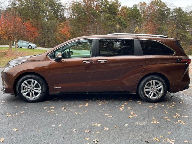 2021 Toyota Sienna Limited