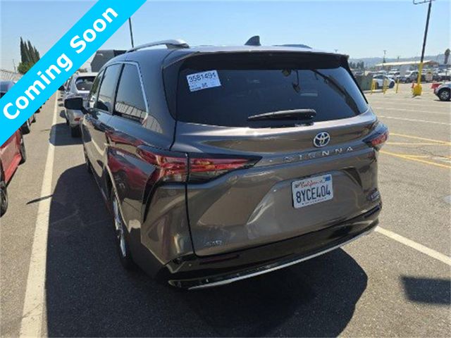 2021 Toyota Sienna Limited