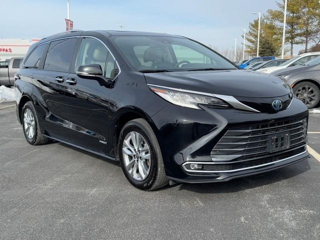 2021 Toyota Sienna Limited