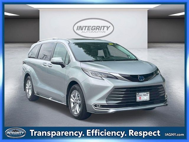 2021 Toyota Sienna Limited