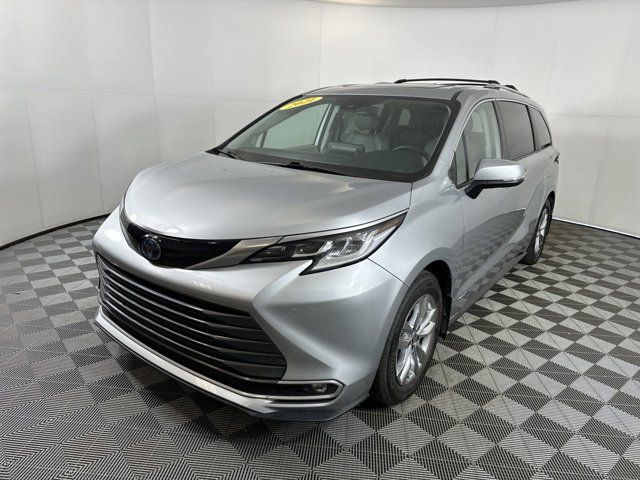 2021 Toyota Sienna Limited