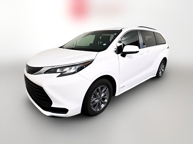 2021 Toyota Sienna LE