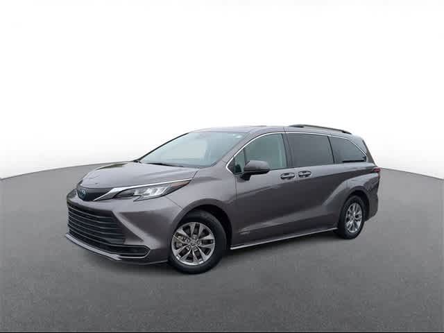 2021 Toyota Sienna LE