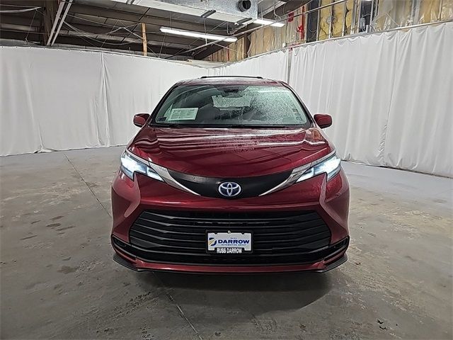 2021 Toyota Sienna LE