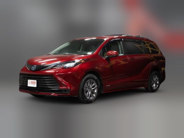 2021 Toyota Sienna LE