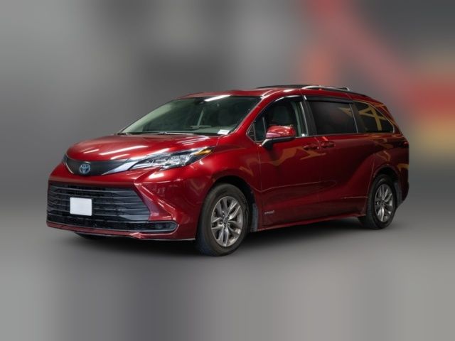 2021 Toyota Sienna LE