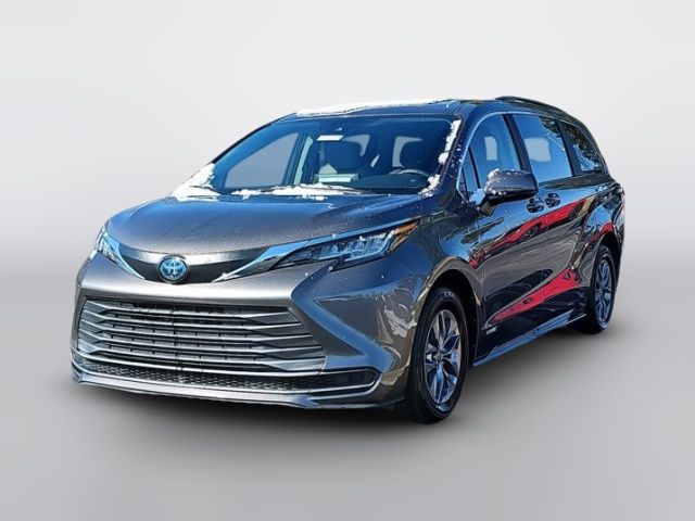 2021 Toyota Sienna LE