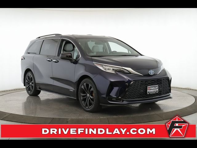 2021 Toyota Sienna LE