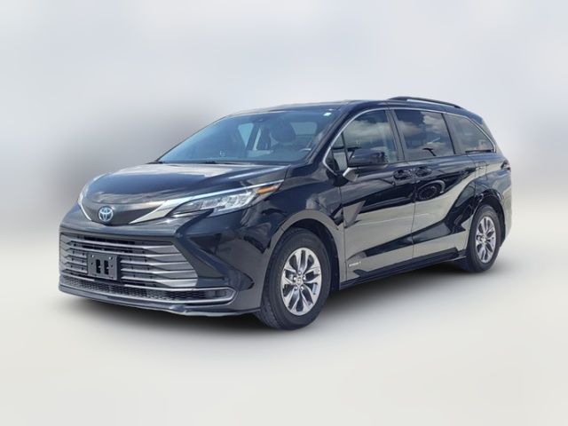 2021 Toyota Sienna LE