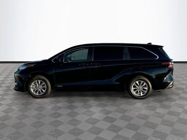 2021 Toyota Sienna LE