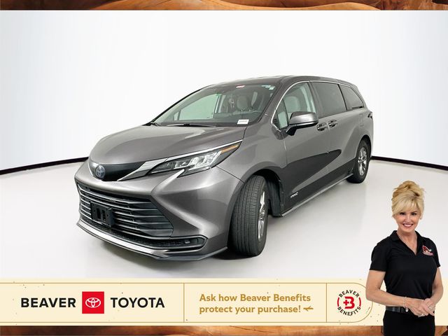 2021 Toyota Sienna LE