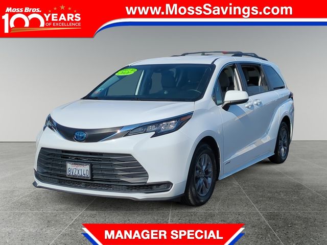 2021 Toyota Sienna LE