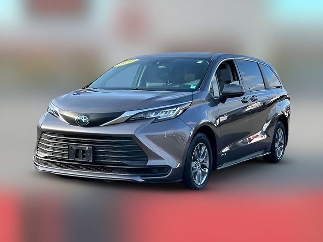 2021 Toyota Sienna LE