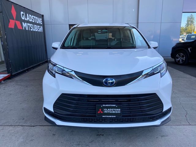 2021 Toyota Sienna LE