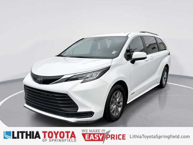 2021 Toyota Sienna LE