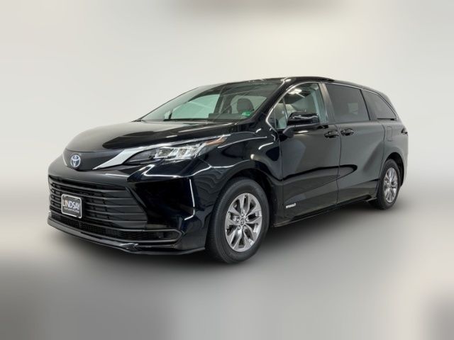 2021 Toyota Sienna LE