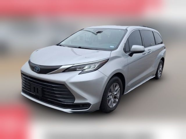 2021 Toyota Sienna LE