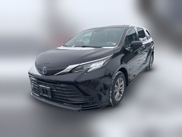 2021 Toyota Sienna LE