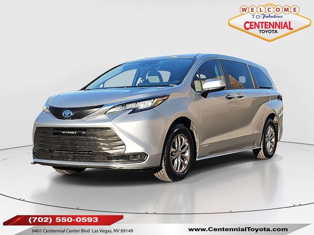 2021 Toyota Sienna LE