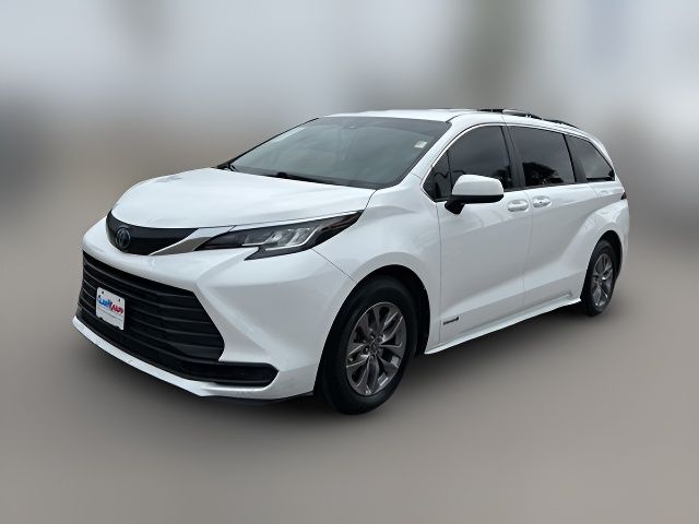 2021 Toyota Sienna LE