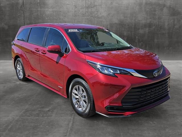 2021 Toyota Sienna LE