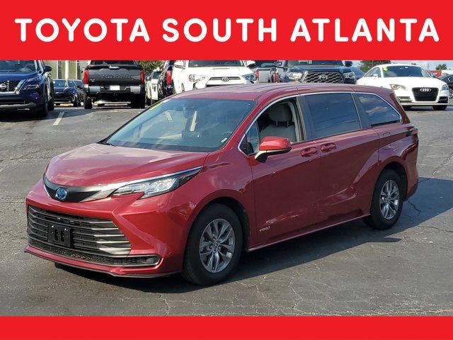 2021 Toyota Sienna LE