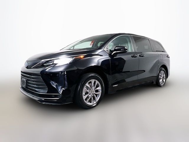 2021 Toyota Sienna LE