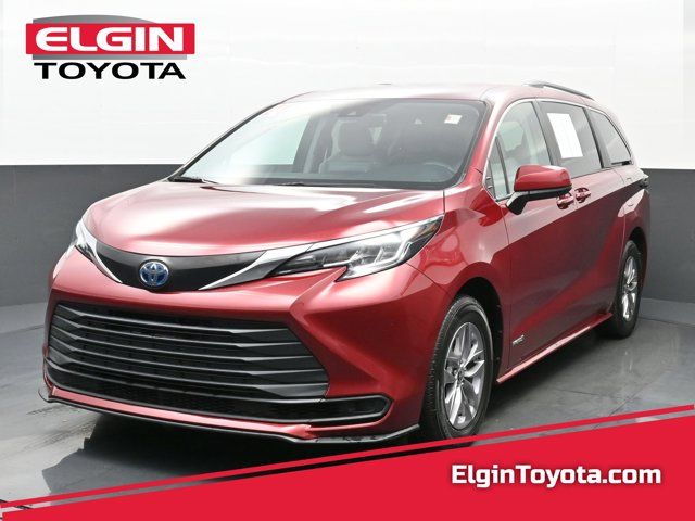 2021 Toyota Sienna LE