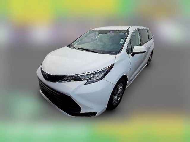 2021 Toyota Sienna LE