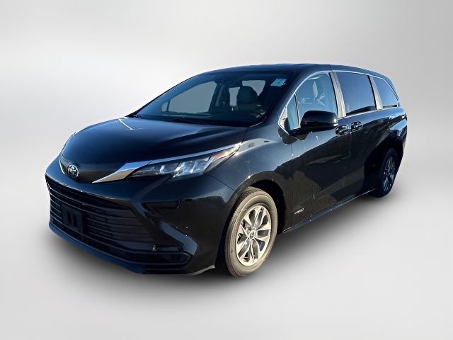 2021 Toyota Sienna LE