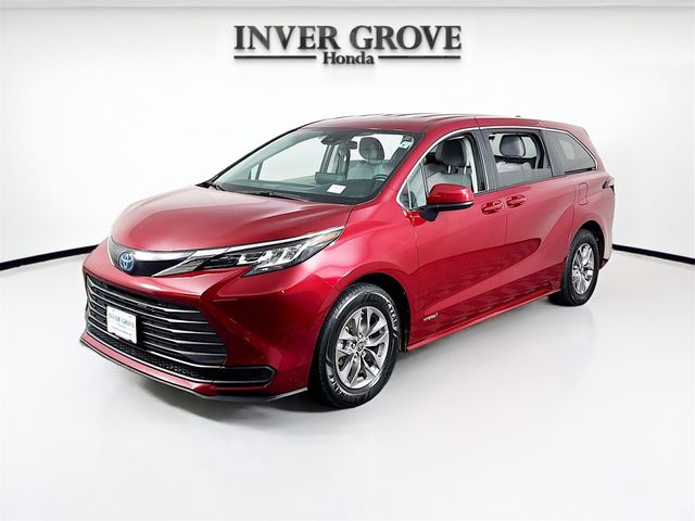 2021 Toyota Sienna LE